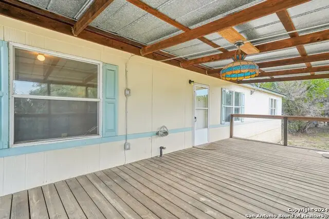 140 Lake Terrace Dr, Lakehills, TX 78063 - Image #3