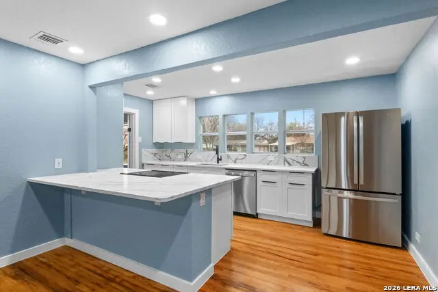 802 Weizmann St, San Antonio, TX 78213 - #1