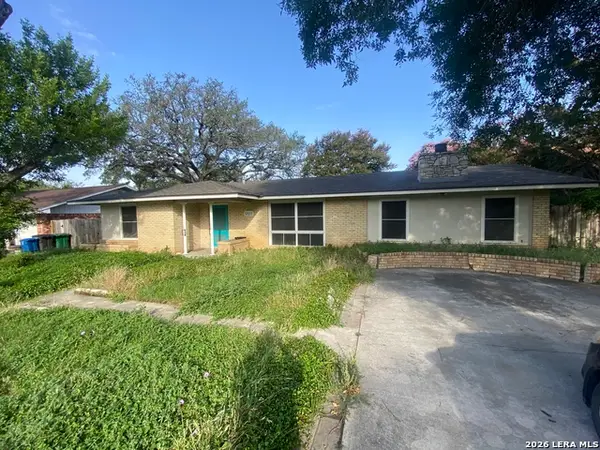 9811 Carolwood Dr, San Antonio, TX 78213