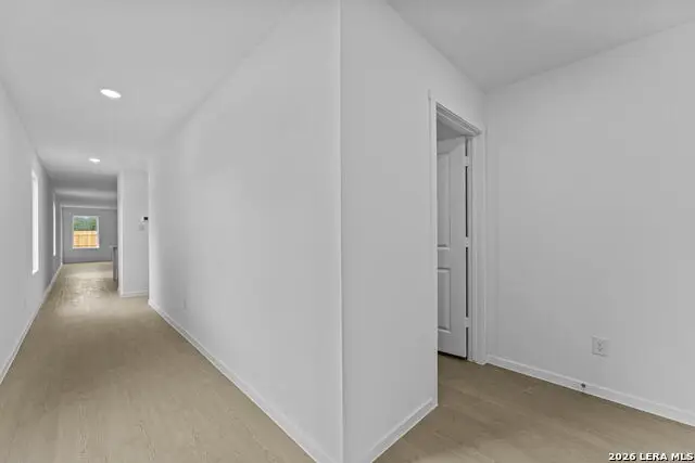 7222 Brownleaf Dr, San Antonio, TX 78227 - Image #2