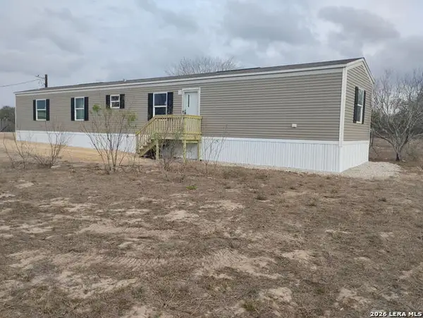 1390 Rendon, Poteet, TX 78065