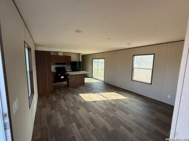 1390 Rendon, Poteet, TX 78065 - Image #3