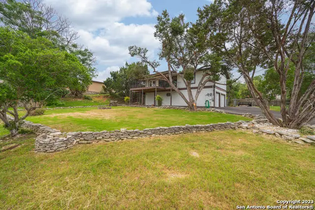 322 Riviera, Canyon Lake, TX 78133 - Image #2