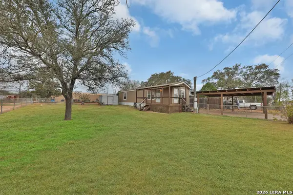 308 Campbell, Jourdanton, TX 78026