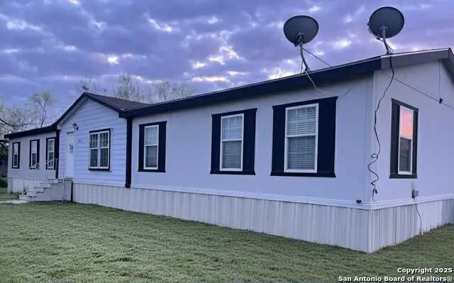 202 10th, Christine, TX 78012 - Image #1