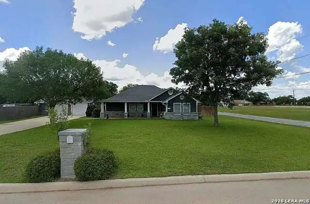 419 N Cedar, Pearsall, TX 78061 - Image #1