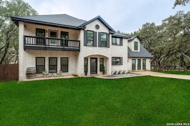 322 Dublin, Floresville, TX 78114 - Image #2