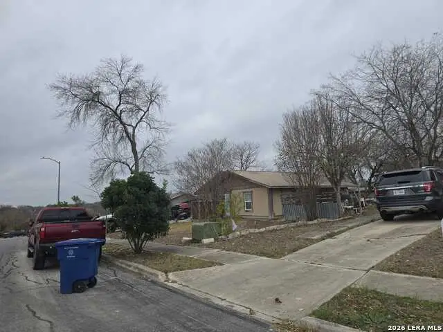 8811 Dale Vly Dr, San Antonio, TX 78227 - #2