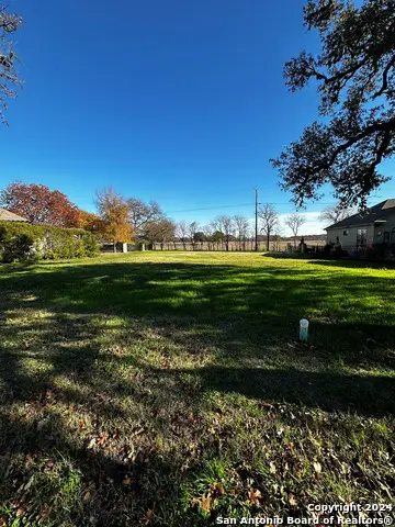 2848 E Rock Barn Dr., Kerrville, TX 78028 - #2