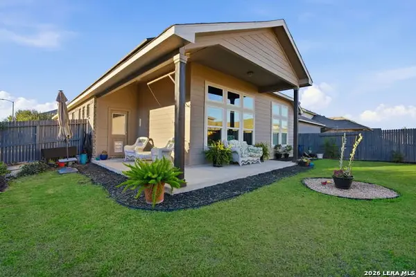 7902 Headwaters Trail, San Antonio, TX 78254