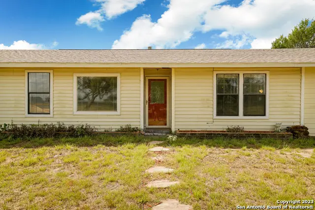 3481 State Highway 97 W, Floresville, TX 78114 - #2