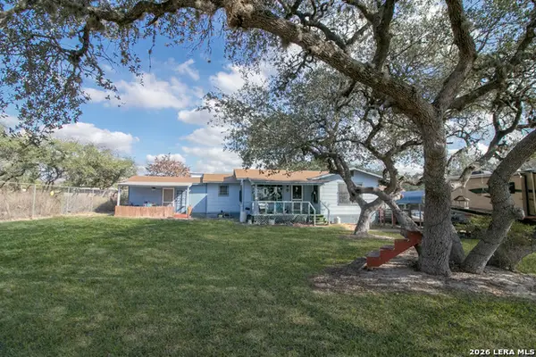 16472 N State Highway 16, Poteet, TX 78065