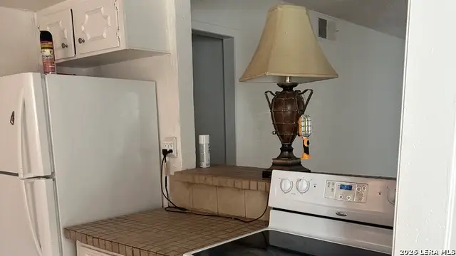 8316 York Dr, San Antonio, TX 78216 - Image #2