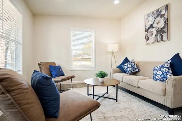 462 Springwood Ln, San Antonio, TX 78216 - Image #3