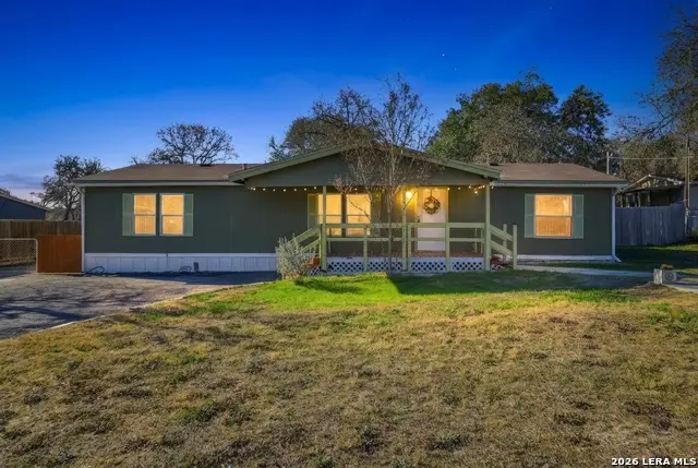 4418 Lost Hills Dr, Elmendorf, TX 78112 - Image #1