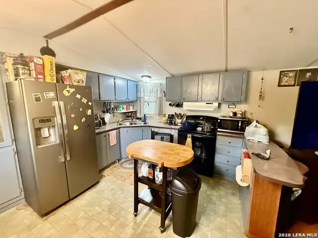 123 Frio, Bandera, TX 78003 - Image #3