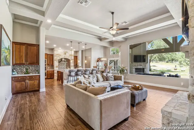 2319 Cascada, Spring Branch, TX 78070 - Image #3