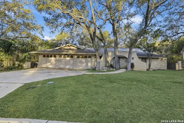 103 Castleoaks, Castle Hills, TX 78213