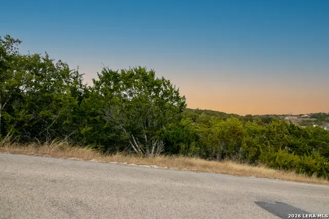 197 NW Hills Dr, Kerrville, TX 78028 - #1