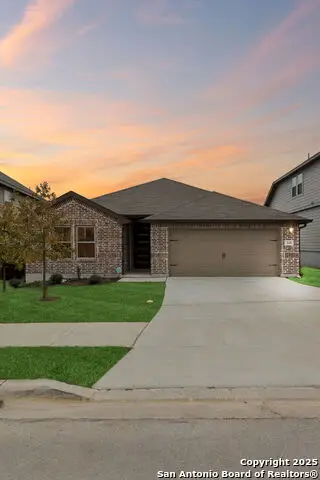 320 Shelton Pass, Cibolo, TX 78108