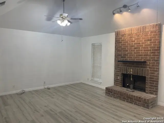 106 River Knoll, Castroville, TX 78009 - Image #2