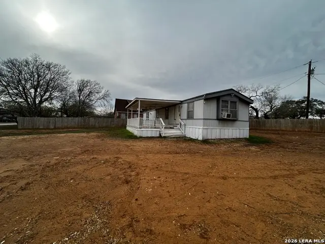 1207 Orange St, Jourdanton, TX 78026 - Image #2