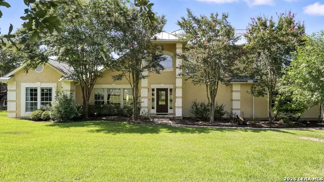 731 Vista, Canyon Lake, TX 78133 - Image #1