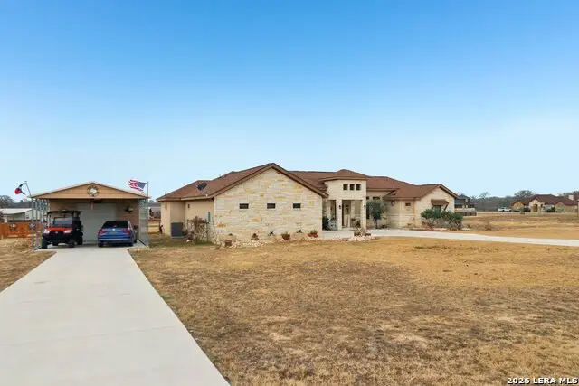 311 Abrego Lake, Floresville, TX 78114 - #3