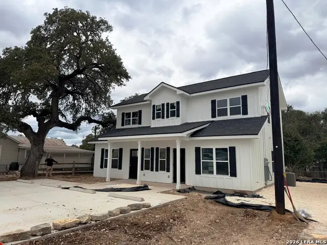 600A 10th, Bandera, TX 78003 - #1