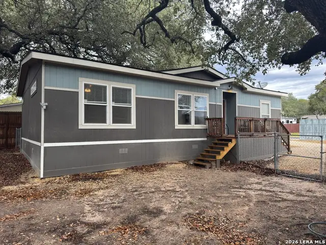 4406 Lost Hills Dr, Elmendorf, TX 78112 - #1