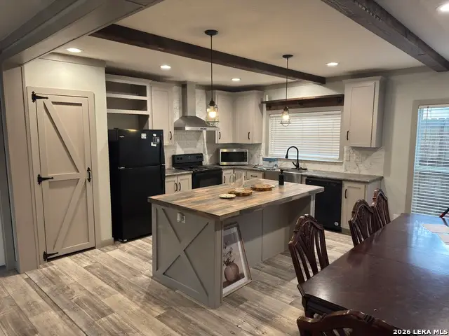 4406 Lost Hills Dr, Elmendorf, TX 78112 - #3