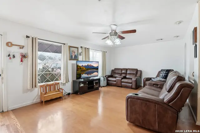 8335 Swift Eagle Dr, San Antonio, TX 78242 - Image #3