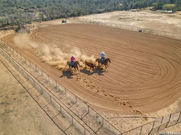 561 Barth, Poteet, TX 78065