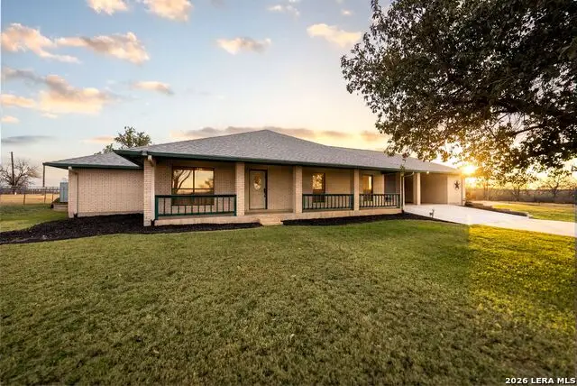 14320 La Vernia Rd, Saint Hedwig, TX 78152 - #3