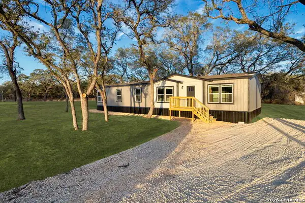 101 Mahaffey Way, San Antonio, TX 78264