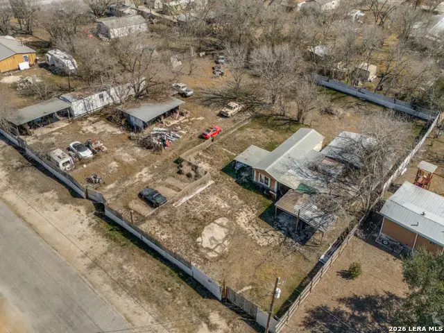 125 Rolling Fork Dr, New Braunfels, TX 78130 - Image #2