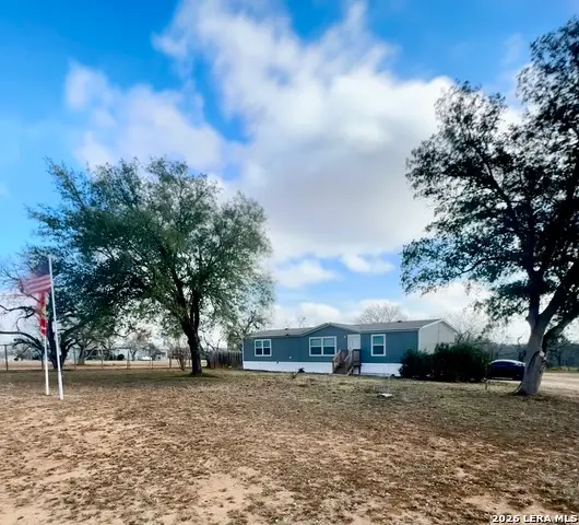4858 Stanislaus, Adkins, TX 78101