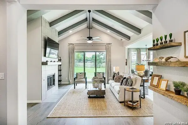 5233 Estates Oak Way, San Antonio, TX 78263