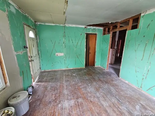 911 Topaz, San Antonio, TX 78228 - Image #2