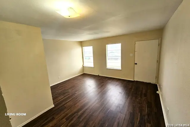 3827 Manchester, San Antonio, TX 78223 - #3