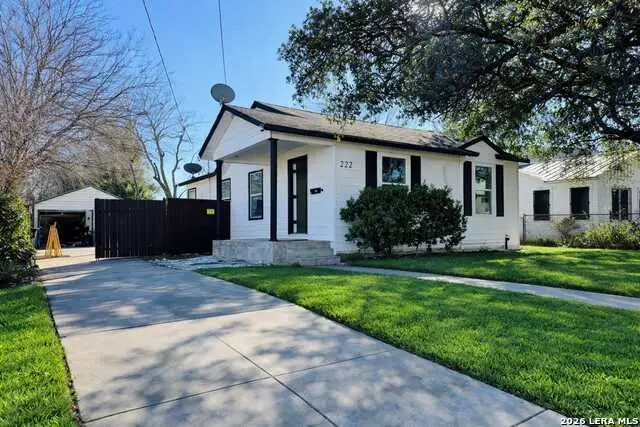 222 W Burcham Ave, San Antonio, TX 78221 - #2