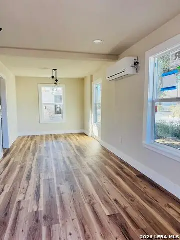 222 W Burcham Ave, San Antonio, TX 78221 - #3