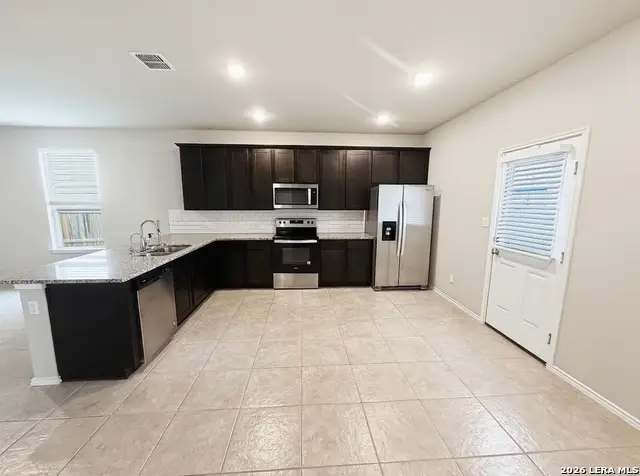 6218 Longhurst Way, San Antonio, TX 78218 - Image #3