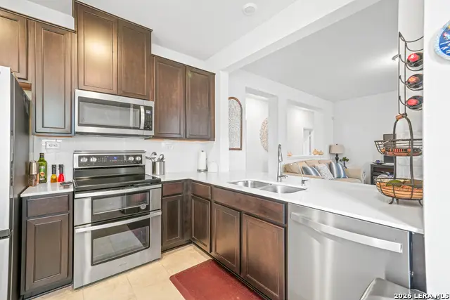 1919 Overlook Knoll, San Antonio, TX 78245 - Image #3