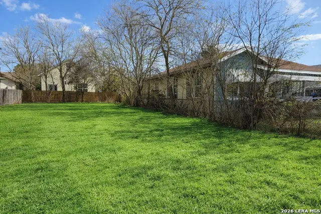 606 S Olive St, San Antonio, TX 78203 - #3