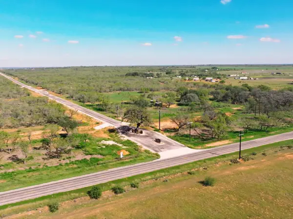 112 Cr 2644, Moore, TX 78057