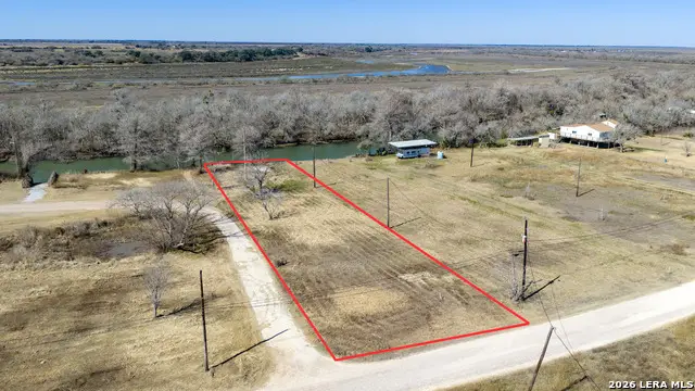 205 Guadalupe River, Tivoli, TX 77990 - #2