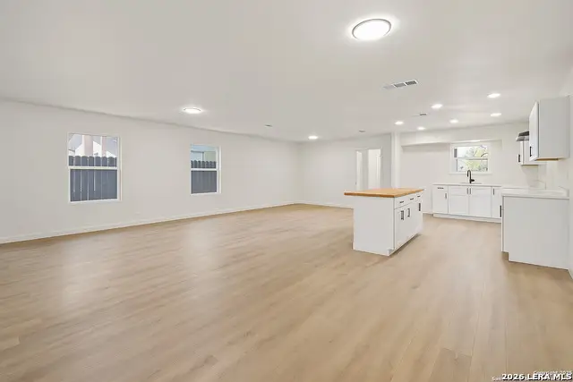 1223 W Mally, San Antonio, TX 78224 - #2