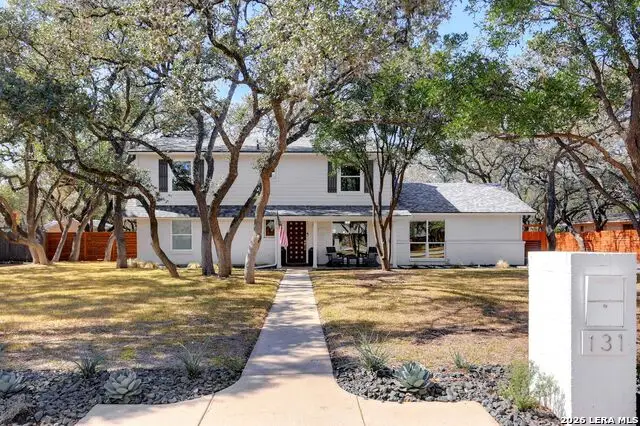 131 William Classen, Hollywood Park, TX 78232 - #1