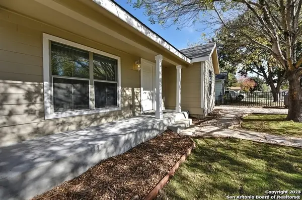 119 Pharis St, San Antonio, TX 78237